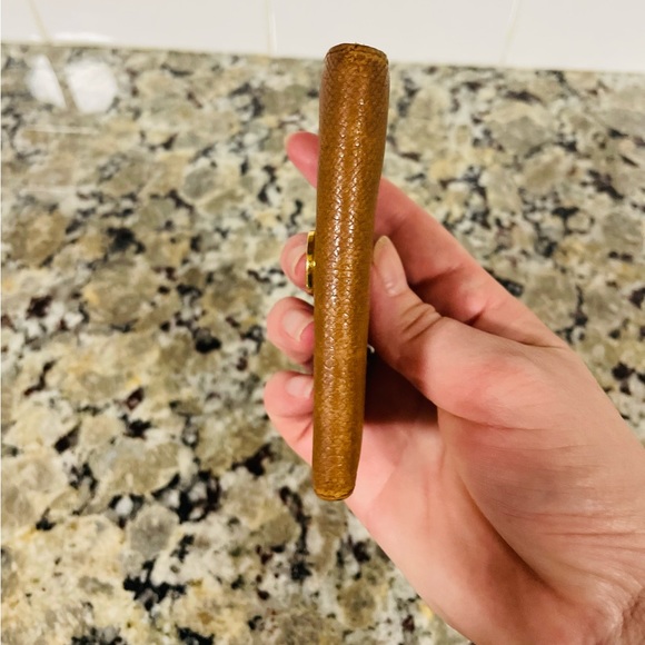 BULGARI Tan Leather Key Ring Wallet 💯 AUTHENTIC - Picture 11 of 14